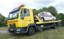 =MAN-Abschlepper LE 8.180, gesehen beim Oldtimertreffen in Ostheim, 07-2019