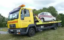 =MAN-Abschlepper LE 8.180, gesehen beim Oldtimertreffen in Ostheim, 07-2019