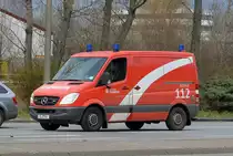 MB Sprinter (interne Bezeichnung LKW 1) der Berliner Feuerwehr für interne Transporte am 13.03.20 Berlin Marzahn.