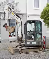 =Bobcat E 32 von TM-Bau steht im Oktober 2019 in Hünfeld