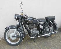 =BMW, steht auf dem Austellungsgelände beim Oldtimertreffen in Ostheim, 07-2019