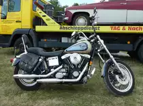 =Harley Davidson steht beim Oldtimertreffen in Ostheim, 07-2019