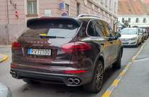 Porsche Cayenne, gesehen in September 2019 (Pécs - HU).