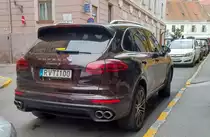 Porsche Cayenne, gesehen in September 2019 (Pécs - HU).