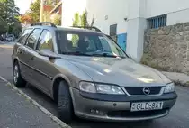 Opel Vectra B, fotografiert in Pécs (HU), Oktober, 2019.