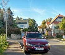 Nissan Almera N16, fotografiert in Pécs (HU), Oktober, 2019.