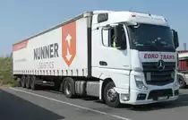 =MB Actros von EDRO TRANS steht auf einem Rastplatz an der A 45, 8-2019