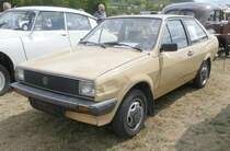 =VW Derby steht auf dem Austellungsgelände beim Oldtimertreffen in Ostheim, 07-2019