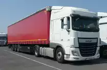 =DAF XF steht auf einem Rastplatz an der A 45, 8-2019