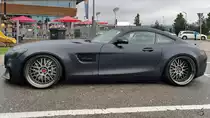 Ein Mercedes-Benz AMG GT, so gesehen Anfang September 2019 auf einem Rastplatz bei Bergen (Oberbayern).