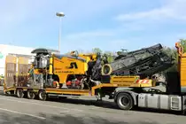 Asphaltfräse am 13.04.20 in Frankfurt am Main