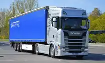 Die polnische Spedition EFJOT TRANSPORT mit neuer SCANIA S 500 Zugmaschine am 16.04.20 Berlin Marzahn.