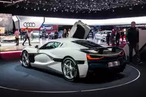 Rimac C Two (Rückansicht) ausgestellt auf dem Autosalon Genf 2019.