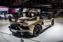 Lamborghini Aventador SVJ Roadster (Rückansicht) ausgestellt auf dem Autosalon Genf 2019.
