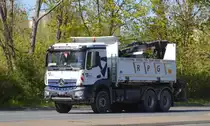 MB AROCS 3348 hochwandiger Kipper (Selbstlader) der Fa. RPG aus Berlin am 17.04.20 Berlin Marzahn.