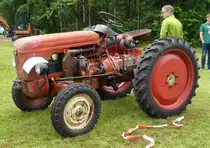 =Allgaier AP 17, Bj. 1950, 17 PS,  steht beim Köhlerfest in Bad Orb im Juni 2019