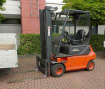 =Linde E 20, eingesetzt beim Tag der offenen Tür der Feuerwehr HÜNFELD im Juni 2019