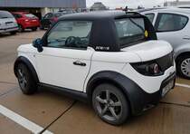 =Tazzari Zero, ein Elektroauto des italienischen Herstellers Tazzari, 09-2019