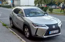 Lexus UX (Pécs, Ungarn, Oktober 2019).