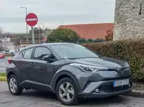 Toyota C-HR, fotografiert in Oktober, 2019.
