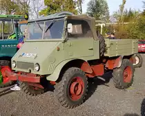 =Unimog steht bei der Bulldog-Messe in Alsfeld, 10-2019