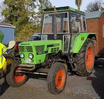 =Deutz 7206 steht bei der Bulldog-Messe in Alsfeld, 10-2019