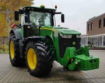 =John Deere 8345 R, ausgestellt im John Deere-Forum Mannheim im November 2019