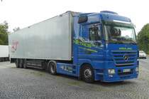 =MB Actros der Spedition KRAJNC steht im Juli 2019 an der A 7