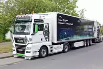Borussia Mönchengladbach - MAN TGX 18.500 am 17.05.2020 in Mönchengladbach.