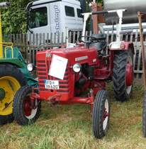 =IHC 326, Bj. 1963, 24PS, gesehen bei der Oldtimerausstellung in Uttrichshausen, 07-2019