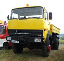 =Magirus-Deutz 310, steht bei der Oldtimerausstellung in Uttrichshausen, 07-2019