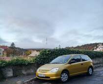 Gelber Honda Civic Mk7 fotografiert in November, 2019.