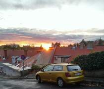 Gelber Honda Civic Mk7 fotografiert (von hinten) in November, 2019.