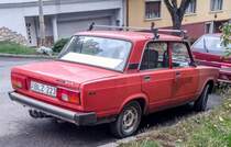 Rückansicht: Lada 2105 fotografiert in November, 2019.