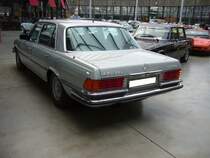 Heckansicht eines Mercedes Benz W116 E69 450SEL 6.9. Classic Remise Düsseldorf am 24.05.2020.