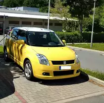 Suzuki Swift Mk 3 am 02.06.2020 in Chemnitz Sonnenberg mit Nokia 3.2 und mit Paint 2D bearbeitet.