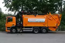 DAF 340 CF (KLE-AN 890) am 6.6.2020, U-Bahn Steinfurther Allee, Hamburg /
Müllfahrzeug (Aufbau Geesink GMP4, 16 m³, 251 kW (341 PS),EZ 26.2.2020, Ladekran HIAB Typ XS 211 BW-3, Hipro /
