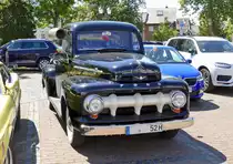 Ford Pickup Oldtimer (Frontbild) in Rheinbach - 17.05.2020