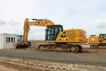 CAT 330 am 19.06.20 in Erlensee auf einer Baustelle. Ich durfte durch nachfragen Fotos machen die Stelle war nicht eingezäunt 