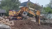 Liebherr 902 Bagger, gesehen bei einer Baustelle, in November, 2019.