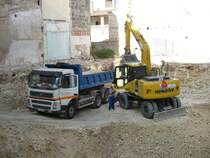 07.11.06,Spanien/Mallorca/Manacor,KOMATSU.