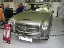 Fiat 1100 TV Coupe mit einer Karosserie von Pininfarina aus dem Jahr 1954. Auf Basis des  Nuova Millecento  baute die Carrozzeria Pininfarina dieses schicke Coupe in 126 Einheiten. Der Vierzylinderreihenmotor mit einem Hubraum von 1089 cm³ leistet 36 PS. Techno Classica Essen am 09.04.2016.