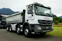 Ein MB Actros Kipper von Mittelland Transport am 26.6.16 beim Trucker Festival Interlaken.