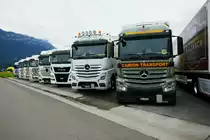 MB Actros von Camion Transport, Actros Martin Zollinger und diverse der Fiege am 26.6.16 beim Trucker Festival Interlaken.