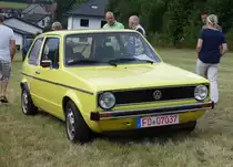 =VW Golf I steht bei der Oldtimerausstellung in Uttrichshausen, 07-2019