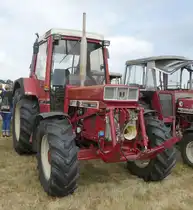 =IHC 844 XL steht bei der Oldtimerausstellung in Uttrichshausen, 07-2019