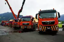 Mehrere MAN von Schmutz Thun am 26.6.16 beim Trucker Festival Interlaken.