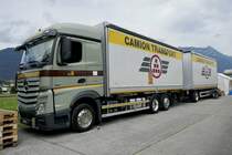 MB Actros Hängerzug von Camion Transport am 25.6.18 beim Trucker Festival Interlaken.