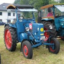 =Lanz 2206 steht bei der Oldtimerausstellung in Uttrichshausen im Juli 2019