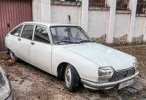 Dieser Citroen GSA parkte in Januar 2020 vor einer Garage.